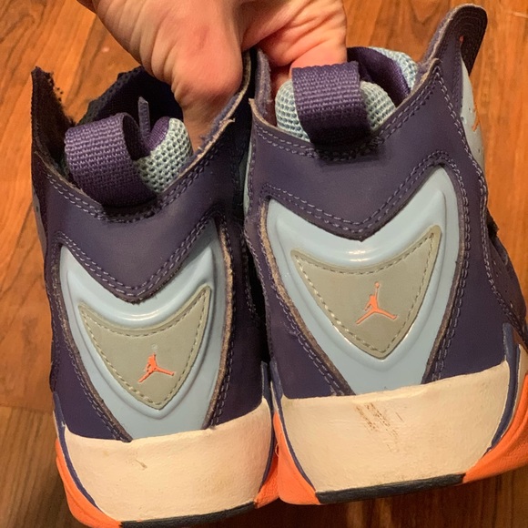 Nike Air Jordan True Flight Girls Basketball Shoes. Size 5Y. - Picture 3 of 6